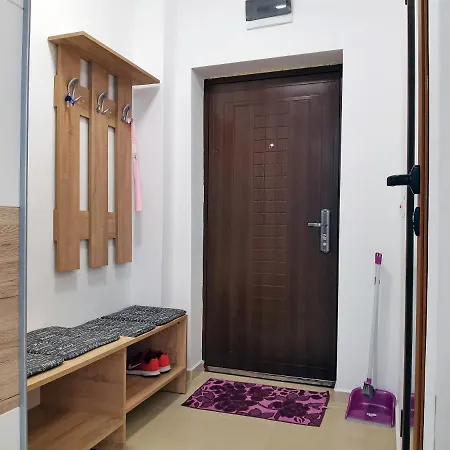 светлая новая студия в Apartament Primorsko